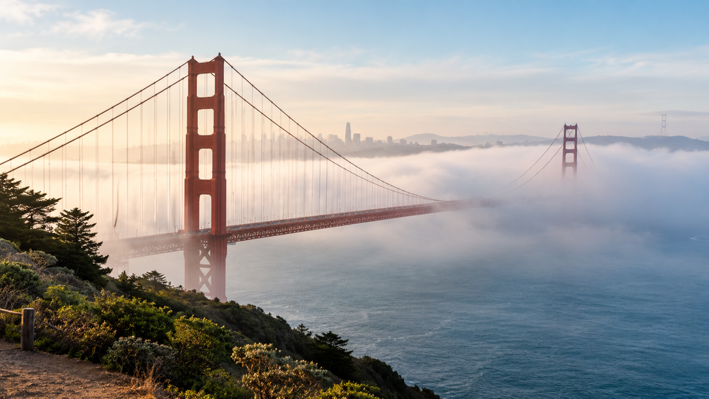 The Golden Gate Bridge in the morning fog